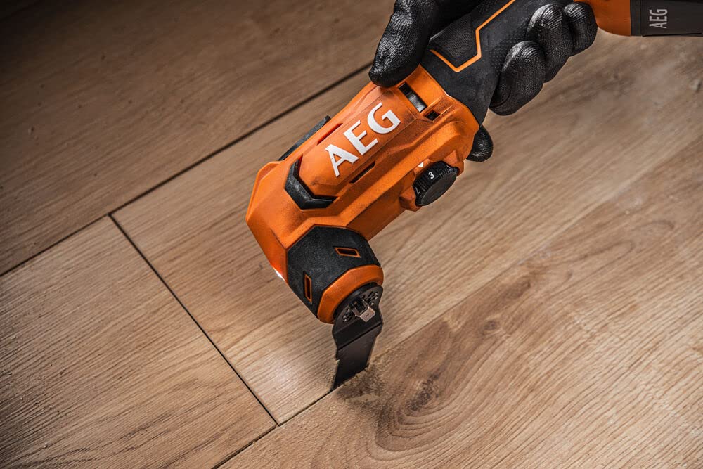 AEG 18 V PRO18V Akku-Multitool BMT18-0 (Oszilationswinkel 3,6°, Schwingzahl 0-20.000 min-1, variable Geschwindigkeitsregulierung, werkzeugloser Klingenwechsel, LED, ohne Akku & Ladegerät im Karton)