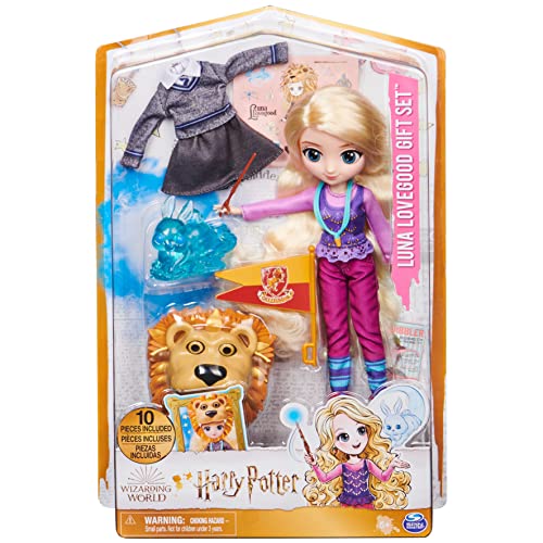 Wizarding World Harry Potter, 20.3-cm Luna Lovegood Gift Set with 2 Outfits, 5 Doll Accessories, Kids’ Toys for Ages 5 and up