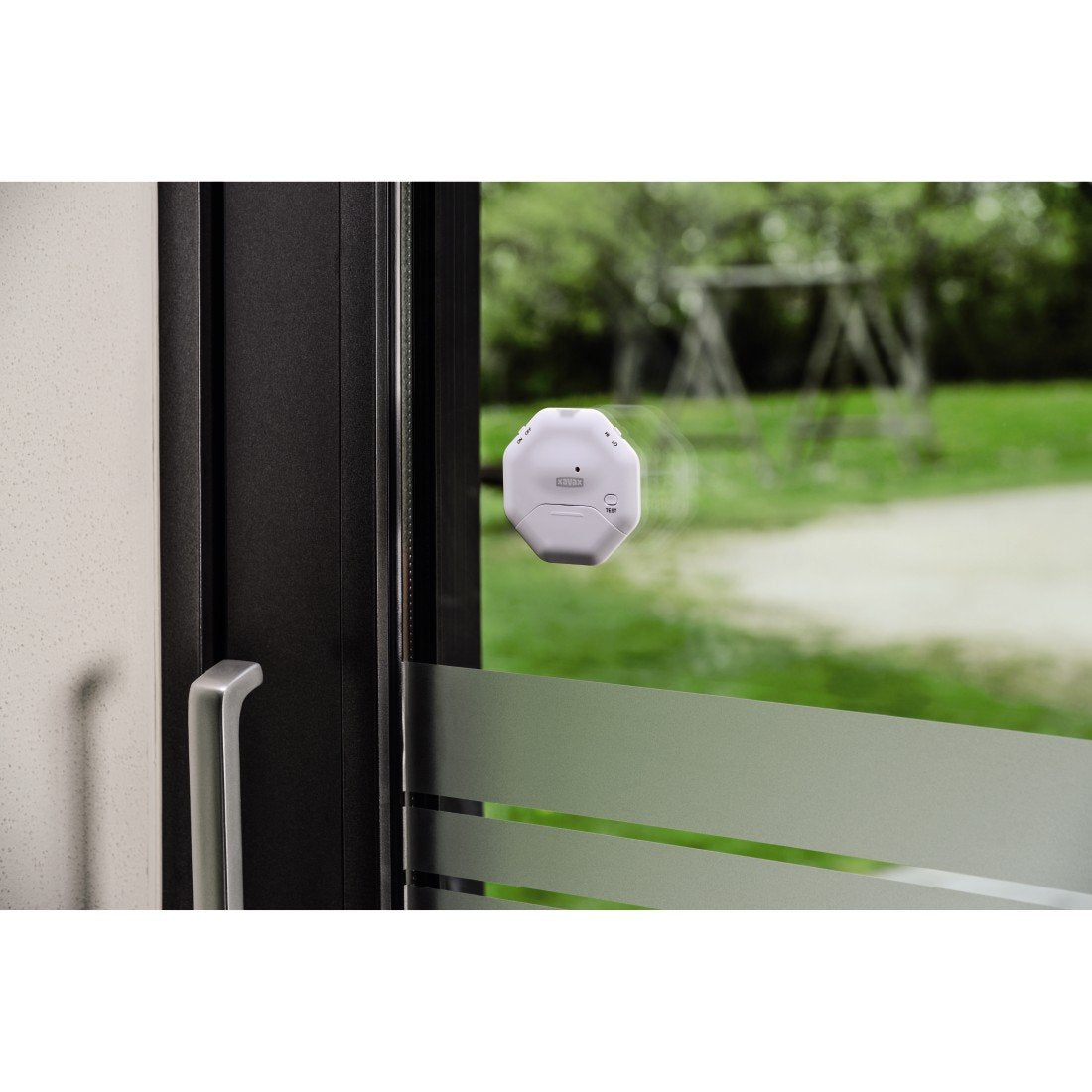 Xavax Glasbruchmelder, Alarmanlage für Fenster oder Glastüren mit Erschütterungssensor, flaches Design (ideal für Schiebetüren)