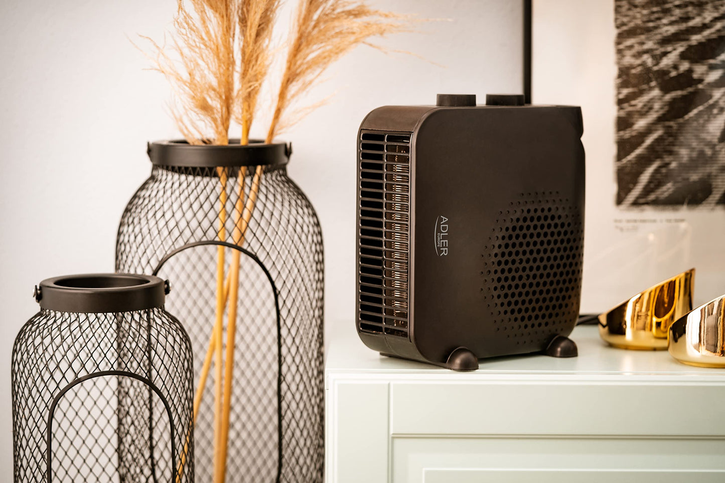 Adler AD 7725b Thermoventilator, 2000 W, Heizgerät mit Thermostat, Heizlüfter mit zwei Leistungsstufen, Elektroheizung für Wohnung, Bad, Büro, schwarz, Small
