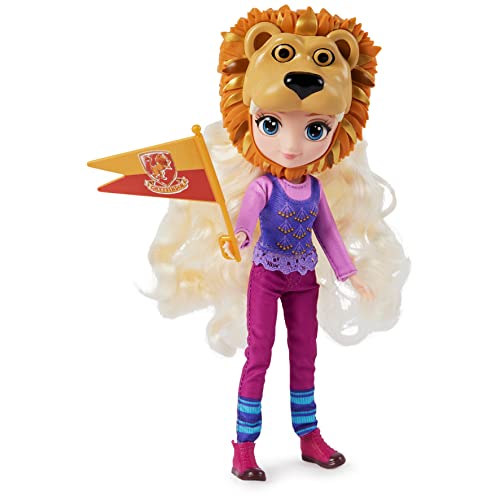 Wizarding World Harry Potter, 20.3-cm Luna Lovegood Gift Set with 2 Outfits, 5 Doll Accessories, Kids’ Toys for Ages 5 and up