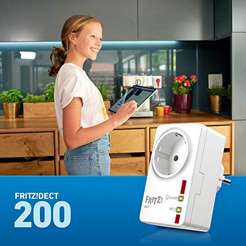 AVM FRITZ!DECT 200 - Intelligente Steckdose für das Heimnetz, steuerbar zum Energie sparen, deutschsprachige Version, 9.3 x 5.9 x 4.1 cm; 135 Gramm