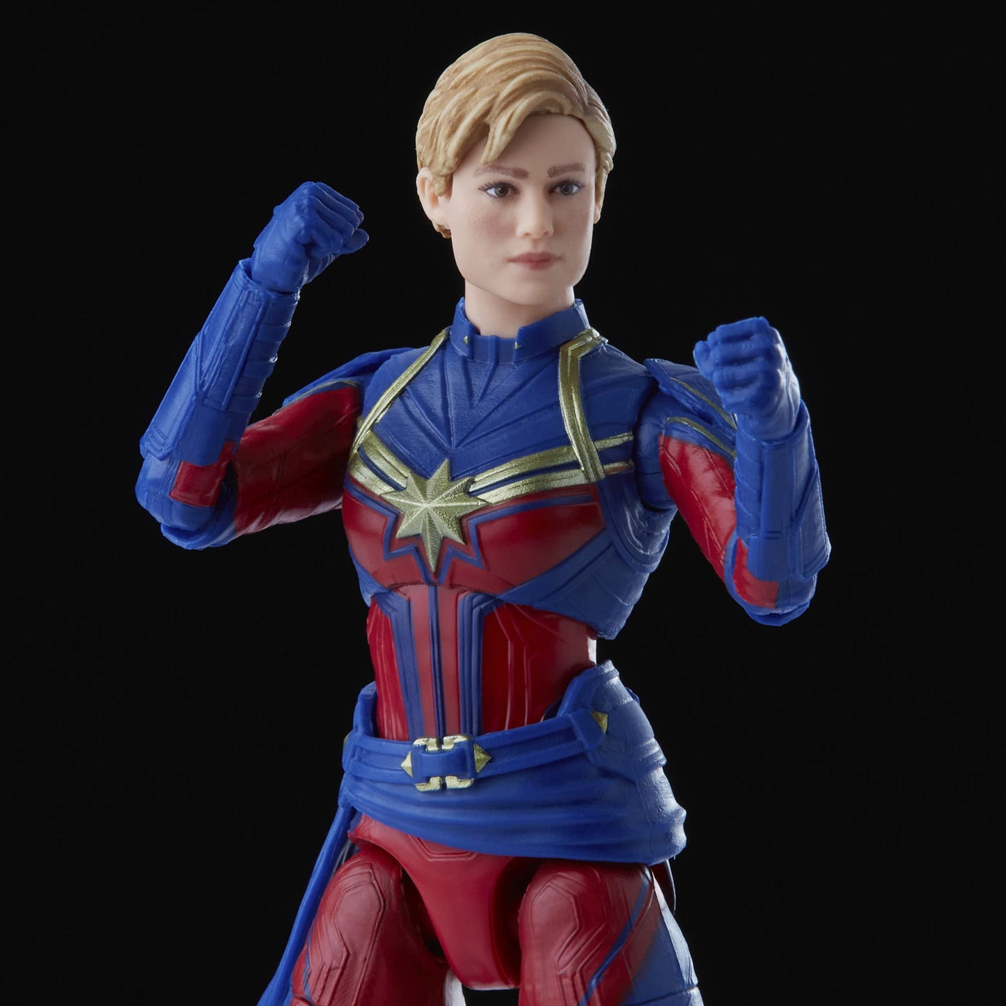 Hasbro Marvel Legends Series 15 cm große Captain Marvel und Rescue Armor Figuren 2er-Pack, Infinity Saga, Premium-Design und 12 Accessoires, F0190, Mehrfarbig